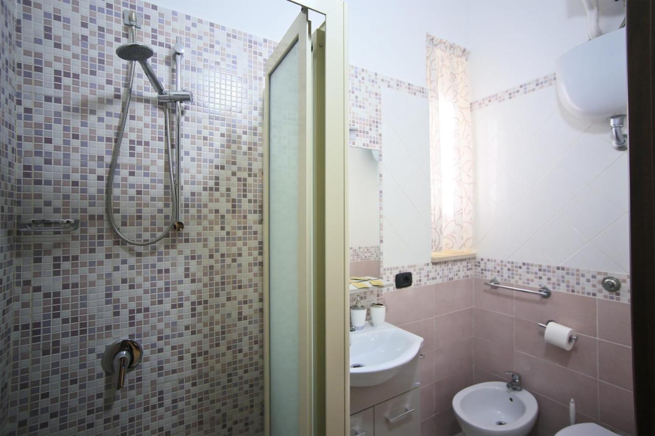 B&B Serena Castellammare di Stabia Exterior foto